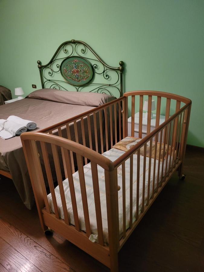 Pisicchio Rooms Fiumicino Esterno foto